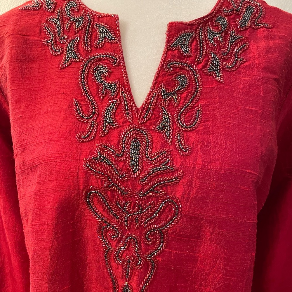 ❤️❤️ Gorgeous Red SAACHI Beaded Deep Red 100% Silk blouse